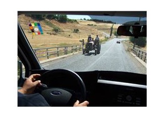 Yolda mıyız yol ayrımında mıyız?