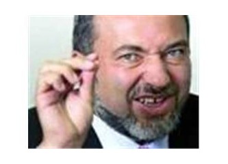 Liberman Bakü`de Türkiye`yi eleştirdi