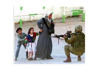 İşgal altında Filistin.. Ayaklar altında insanlık onuru..