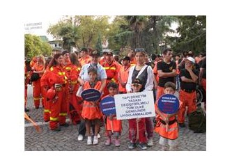 17 Ağustos 1999 Marmara Depremi'nin 10.yıl anma törenleri