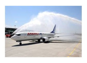 Anadolu Jet'ten uçuran fiyat...