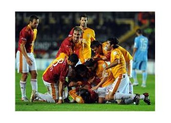 Galatasaray üç puandan fazasını aldı
