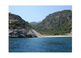 Deniz lacivert, gök mavi