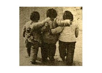 İnsanı kazıyın altından sümüklü bir çocuk çıkar...
