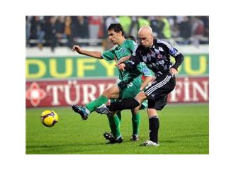 Mustafa Denizli Beşiktaş'a hücum futbolu oynatabilecek mi?