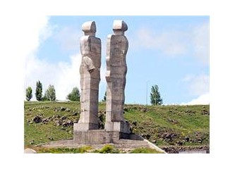 Bir heykelin “ucube” olma sebebi, başbakan ve Ebul Hasan Harakani