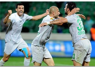 Bursaspor, Gençlerbirliği Sayesinde Kendine Geldi: 4-0