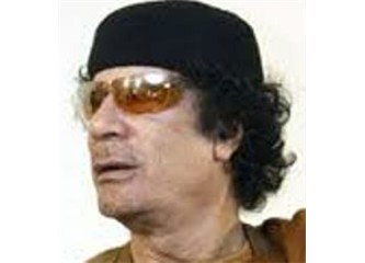 Kaddafi'yi katlettik Libya’ya demokrasi getirdik.