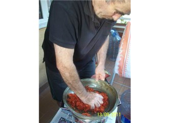 Tata'nın organik mutfağı - evde salça yapımı