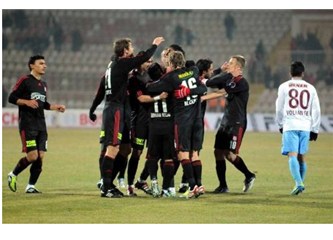 Sivasspor-Trabzonspor: 2 - 2  (Akıllar Lille’de olunca mı?)