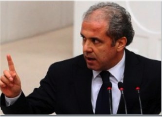 Şamil Tayyar, hangi yönden alkışı hak ediyor?