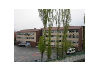 Sefaköy Lisesi