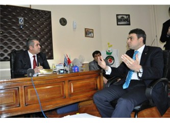 Umut Oran'a Emekli Sen Sendika Statü Yasası hakkındaki düşünceleri sorusu