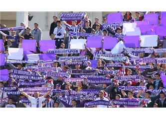  Ordu, “Atatürk’ün Gençliğe Hitabesi”ni okudu, LigTV, sesi kıstı!