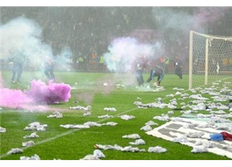 Direkler ve tribünler... Trabzonspor 1-1 Fenerbahçe