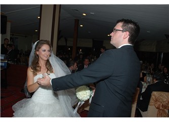 Erkek tarafından sadece damadın olduğu düğün