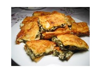 Ispanaklı, piliçli böre