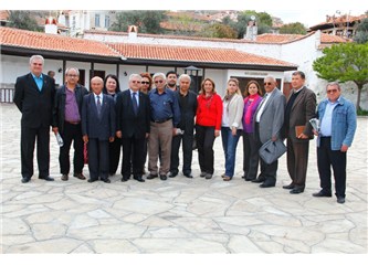 Muğla Gazeteciler Cemiyeti Genel Kurulu'ndan …Takvim 2012’yi göstermekteydi.