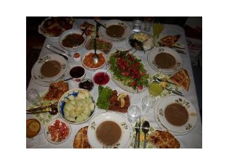 Fransız kadınlarının iftar ve teravih seyri