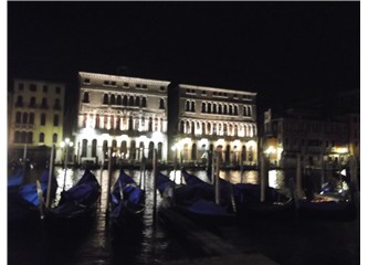 Venedik'te gece dışarı çıkanlardan mısınız?