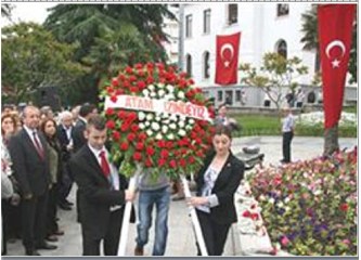 30 Ağustos’ta Atatürk Anıtları’na “çelenk” koymak yasak!