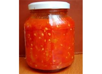 Kışa hazırlık, menemen ve her zaman kullanabileceğiniz domates sosu malzemesi