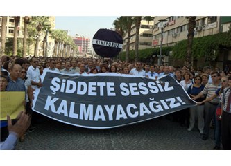 İzmir'de kamu çalışanlarına yönelik şiddet protesto edildi