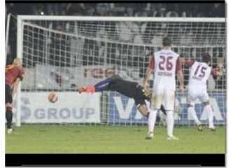 Melo, Elazığ'da kaleci oldu, penaltı kurtardı; bir çuval incir berbat olmadı!