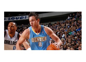 Nowitzki formsuz olunca favori rahat galip geldi: Denver Nuggets 106 – 85 Dallas Mavericks