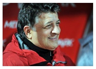 Yılmaz Vural bunu hep yapıyor, Fenerbahçe'den istediğini aldı...