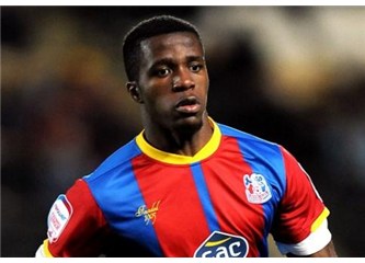 Manchester United Wilfried Zaha'nın peşinde