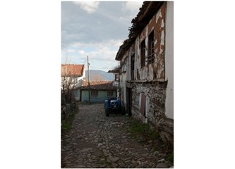 Taş sokaklar