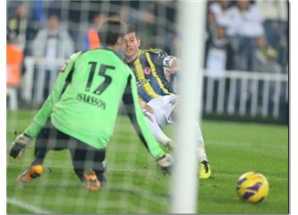Fenerbahçe, evinde 3. maçta kendine geldi!.. (Son anda dağılan hüzün!..)