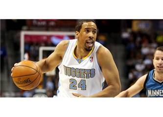 Uçtu uçtu Iguodala – Yalancı – Bloka uçtu