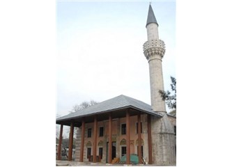 İstanbul Arakiyeci(Takkeci) İbrahim ağa camiinin ilginç hikayesi