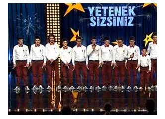 (Grup Kaşıks – Sertaç Yay): Yetenek Sizsiniz Türkiye – Final (2. Bölüm)