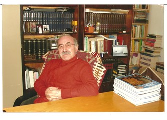uMUT şİİRLERİ nİYAZİ aKINCIOĞLU ile ilgili görsel sonucu
