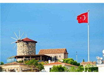Suyun Karşı Yakasındakiler ve Ayvalık