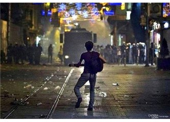 Apolitik gençler değil... 80'liler ve 90'lılar !