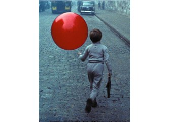 Fısıltılarım: "Kırmızı balonlu çocuk ve benim ülkem"