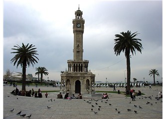 İzmir'e gelişimin 20. yılı anısına