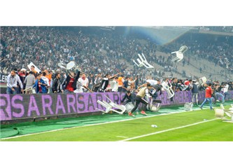 Derbi Değil Savaş ( Kendi Ayağına Sıkmak )