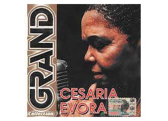 Unutulmayan bir Müzik Kraliçesi Cesária Évora....