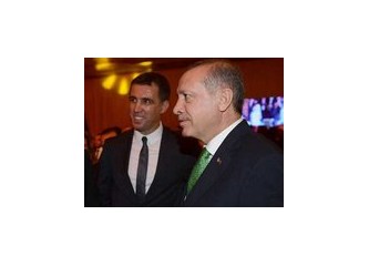 Gülen' yüzüm, kan ağlayan içim'