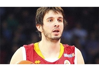 Galatasaray gereken galibiyeti aldı