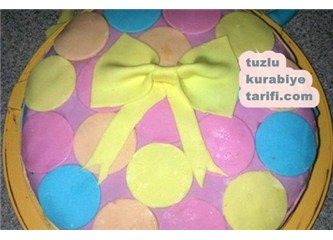 Şekerli Hamurdan Muzlu Pasta