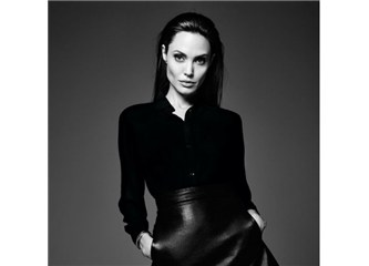 Angelina Jolie'nin giydiği en etkileyici 10 Siyah tasarım