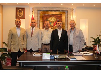 Karabiber, Kavak Belediye Başkanı Sarıcaoğlu'nu ziyaret etti