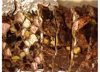 Mediterranean rocky road (Akdeniz'in taşlı yolu)