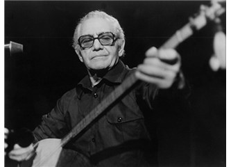 Ruhi Su türküleri canlı dinletisiyle Karabey Aydoğan 3 Ocak'ta Gezegen Sahaf'ta